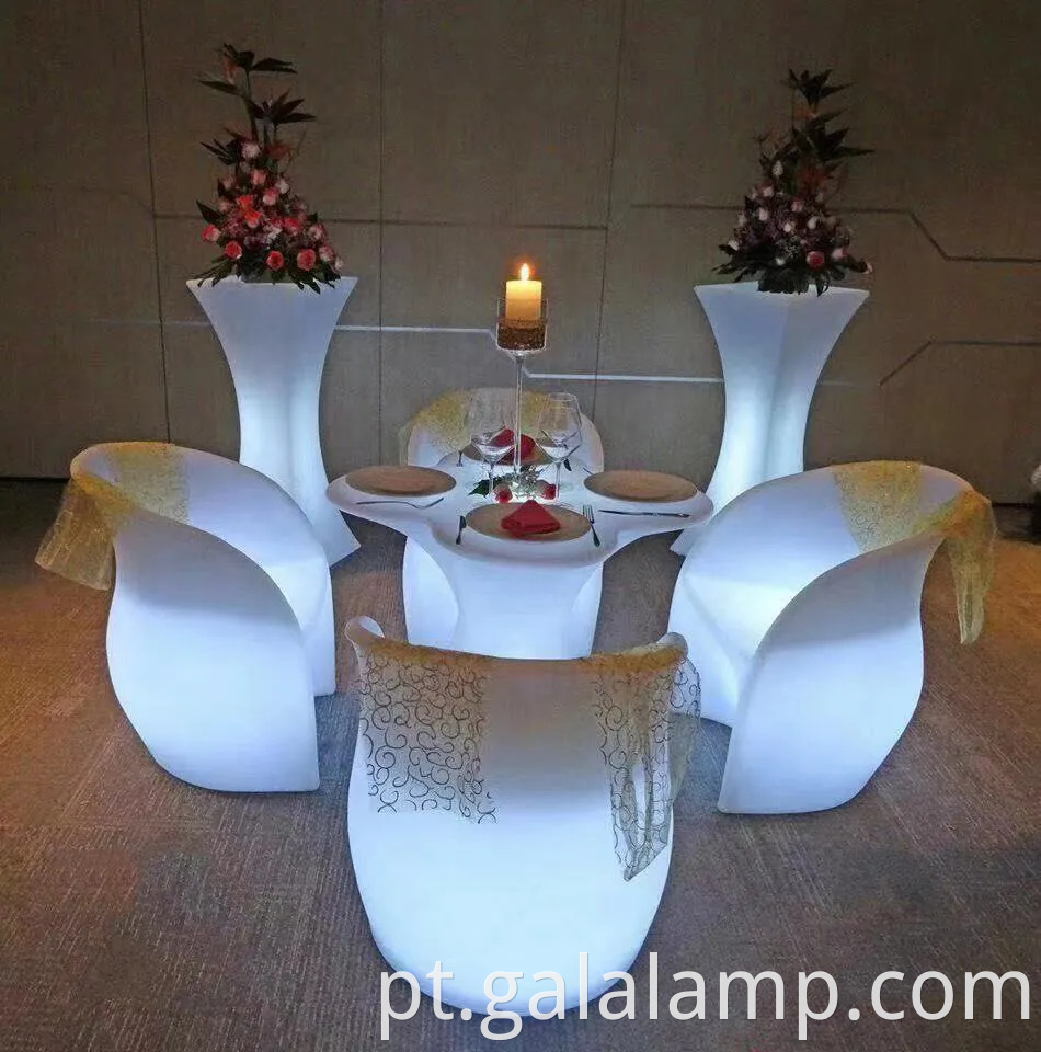 Contemporary LED Cube Seating para reuniões chiques ao ar livre